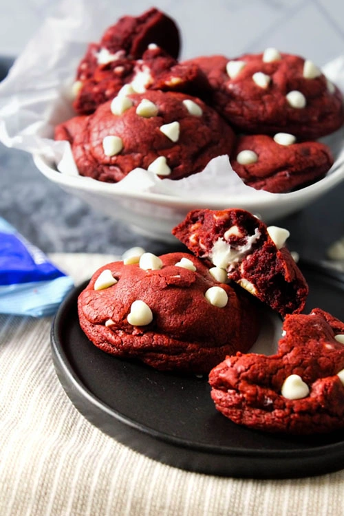 Red Velvet Cookie